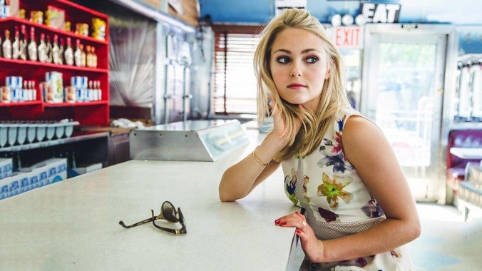 ***拍大尺度片子时摄影师不会看光吗？